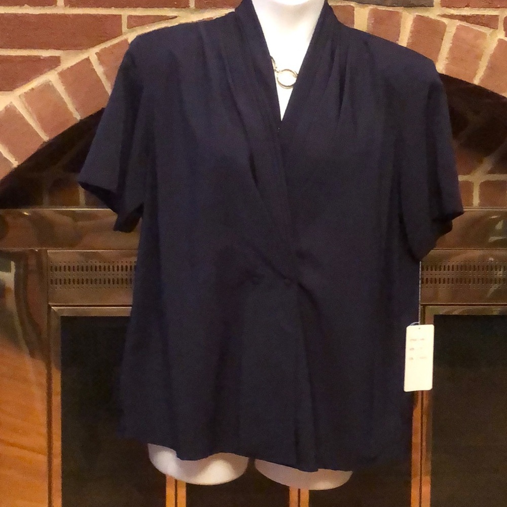 🇺🇸 NWT Sasson Women Navy blue shirt size 20